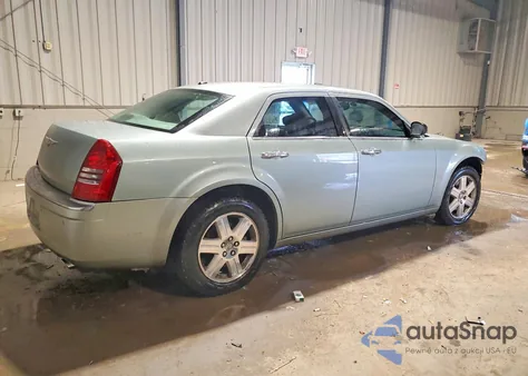 2006 Chrysler 300C z USA, uszkodzony, nr VIN 2C3LK63H76H149168